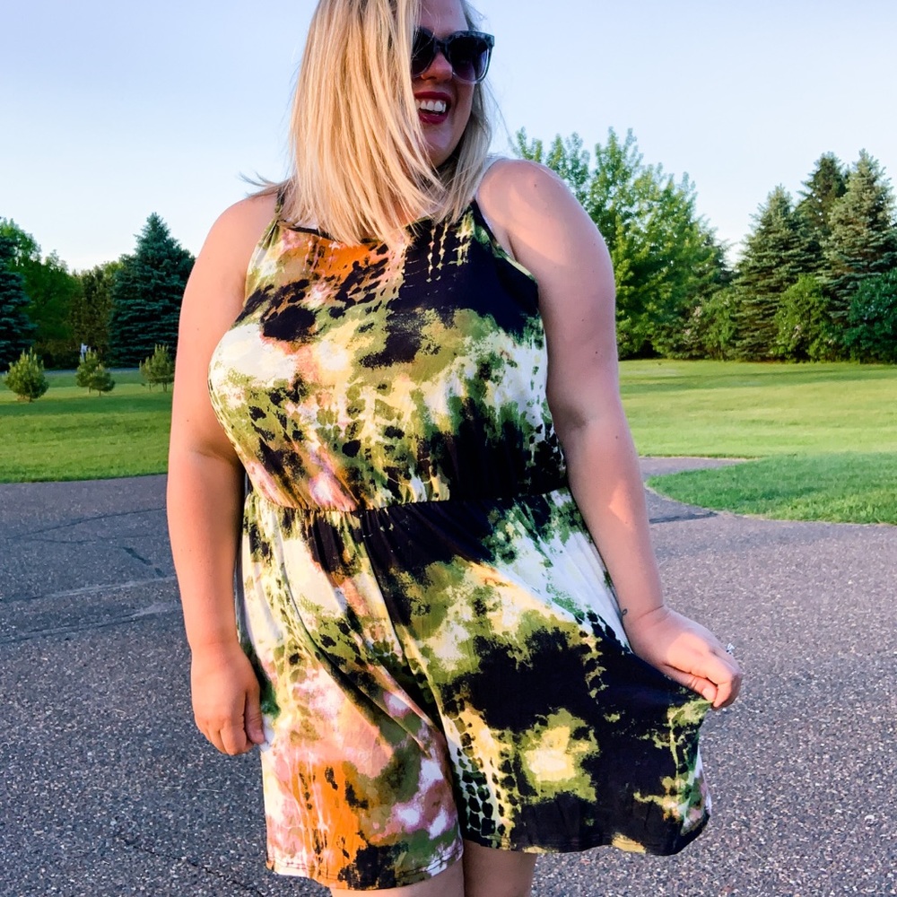 NWT Olive Beauty Romper 2XL